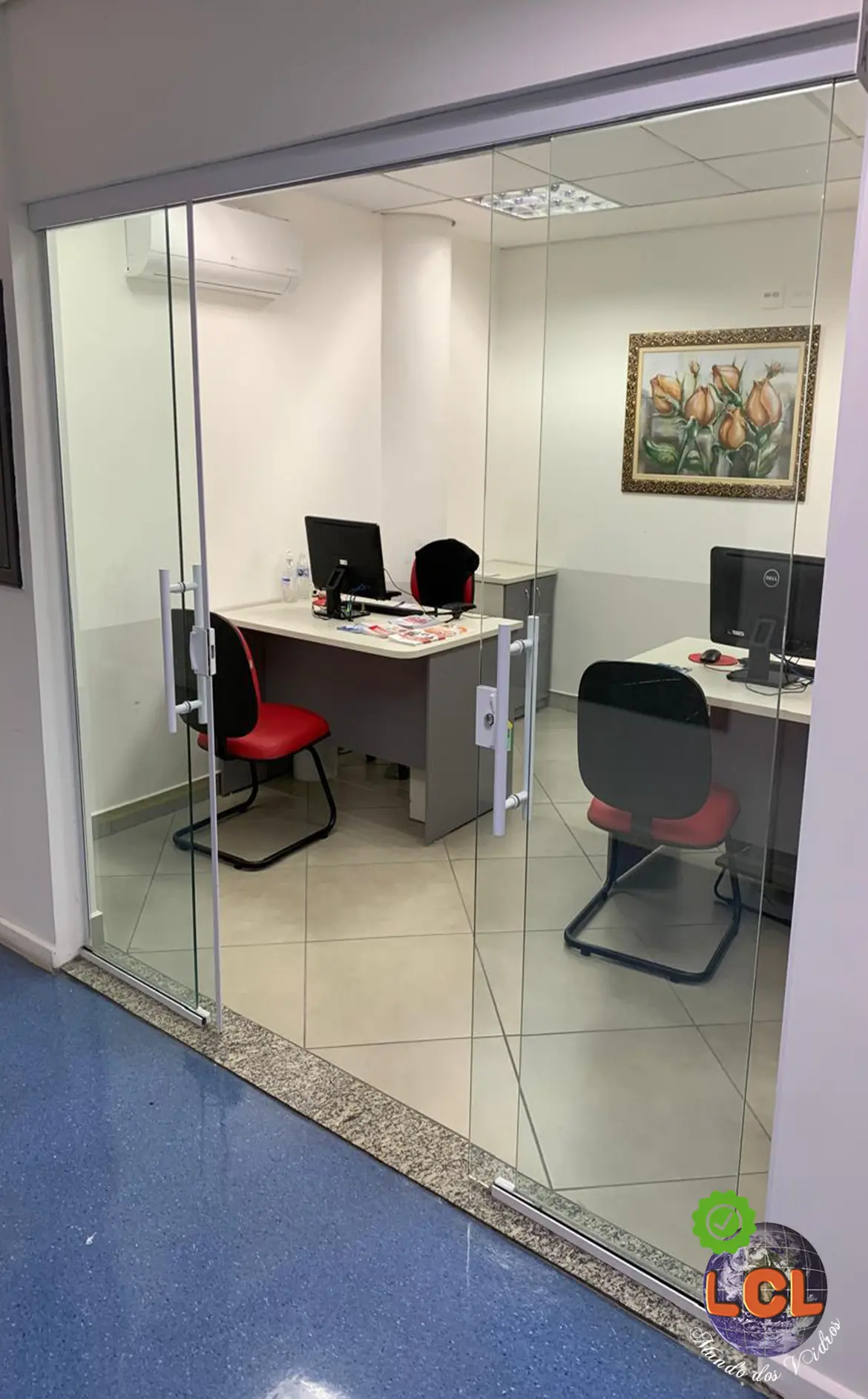 Porta 4 folhas 2 fixas e 2 corre